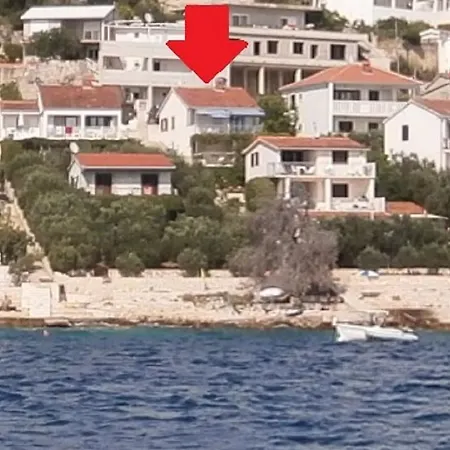 Apartment Lovric - 30 Meters To The Beach Trogir